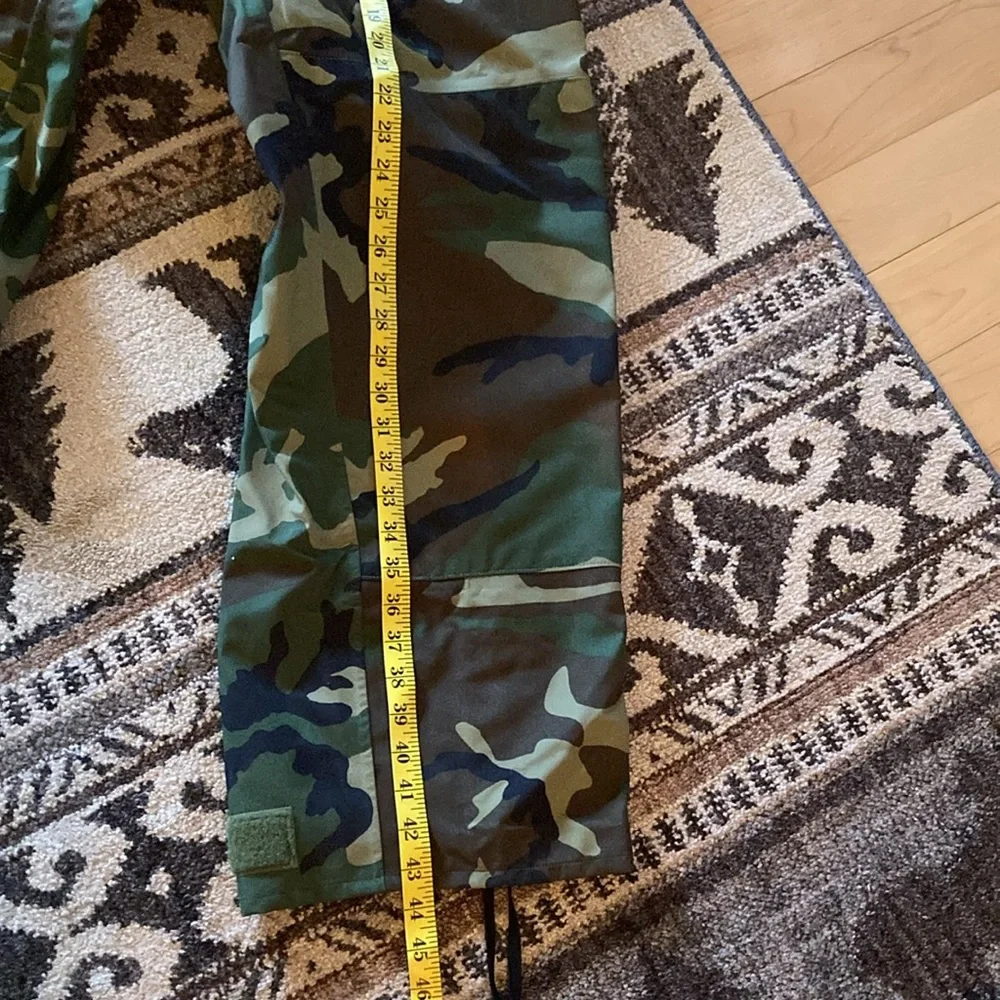 NWT - Camo Hunting Coat & Pants (L) - Picture 14 of 15
